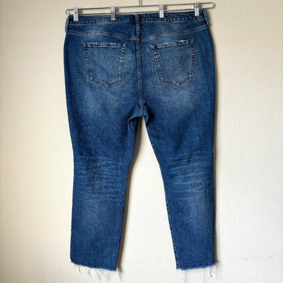 Torrid 18R Straight Classic Denim High-Rise Studded Jeans - Picture 10 of 13